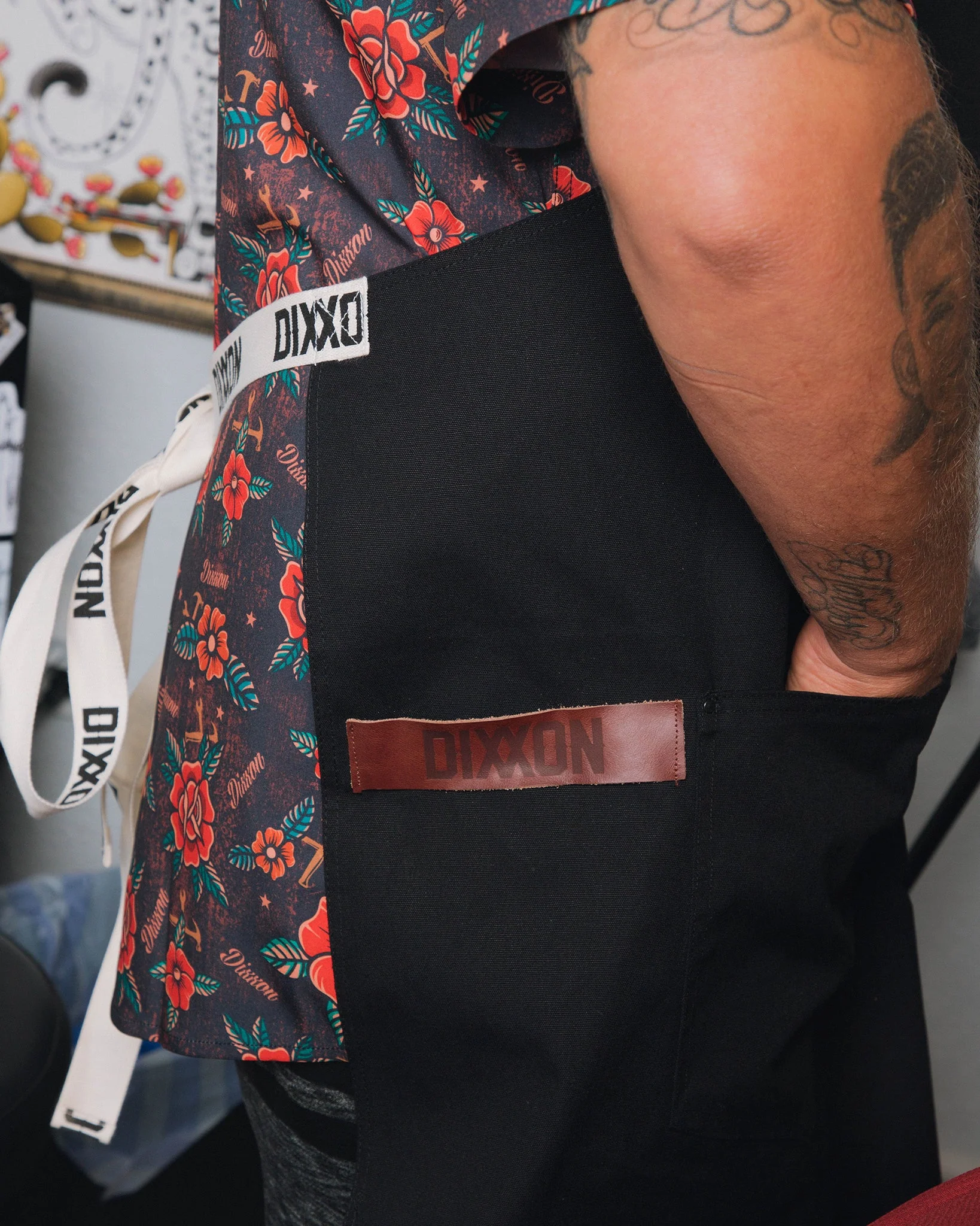 Apron - Black - Image 5