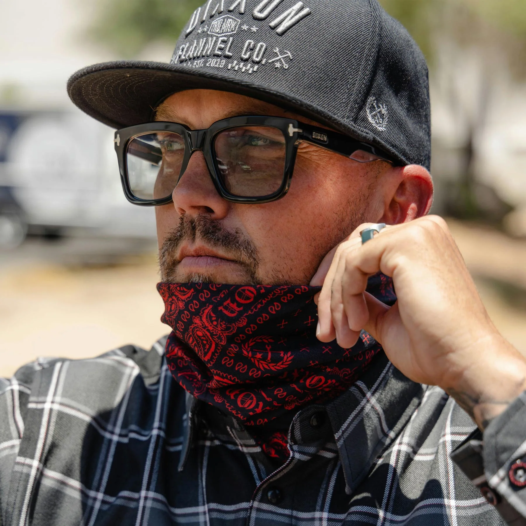 Bandana Gaiter - Black & Red