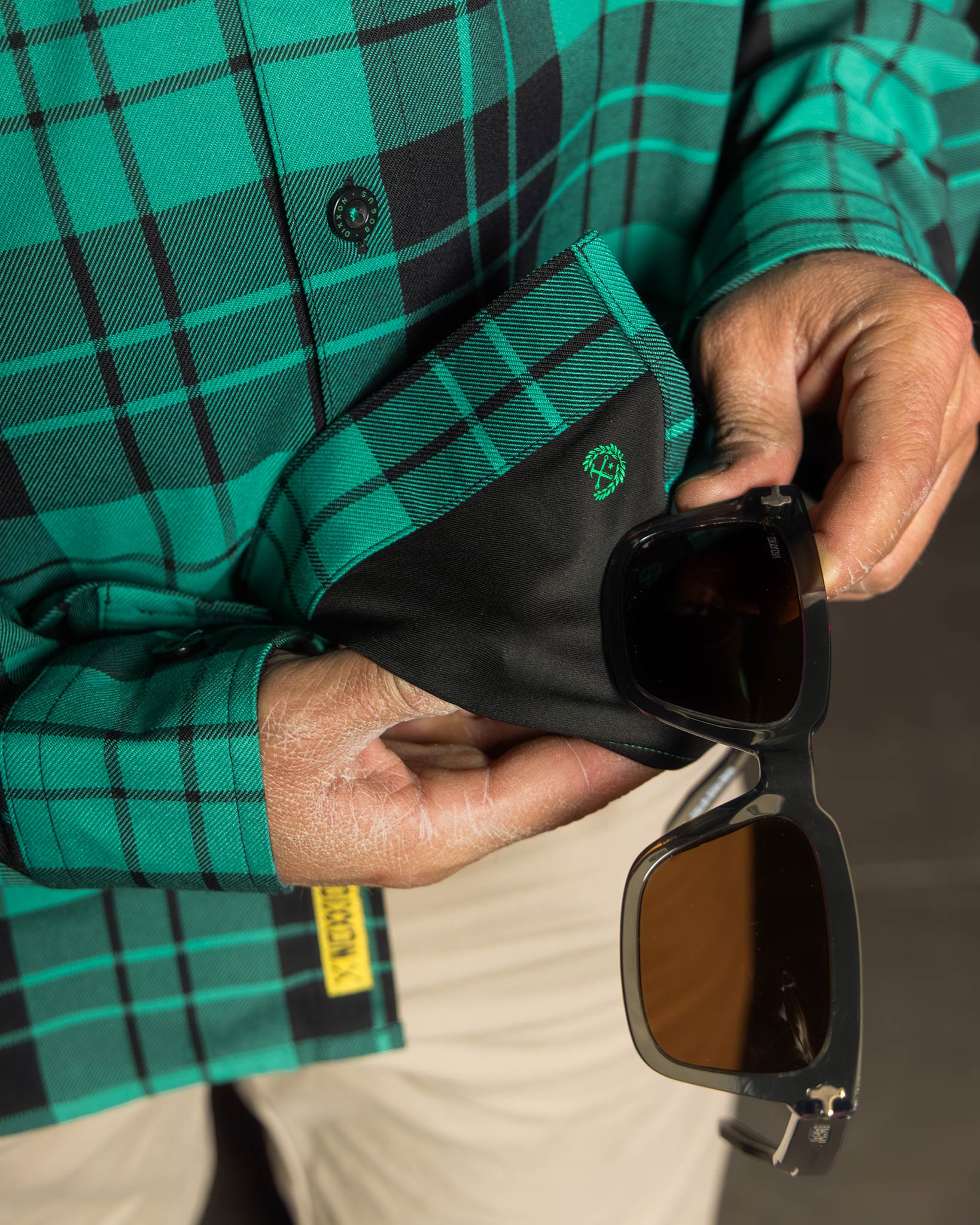 The Bogus Flannel - Image 5