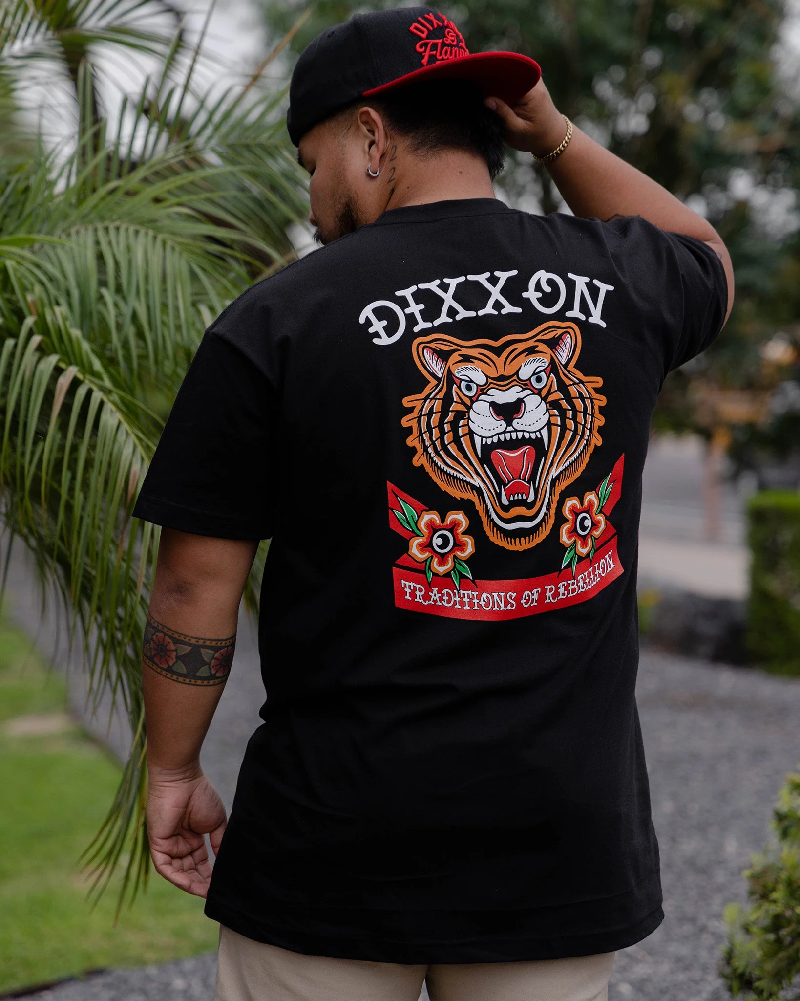 Flash Tiger T-Shirt - Black - Image 3