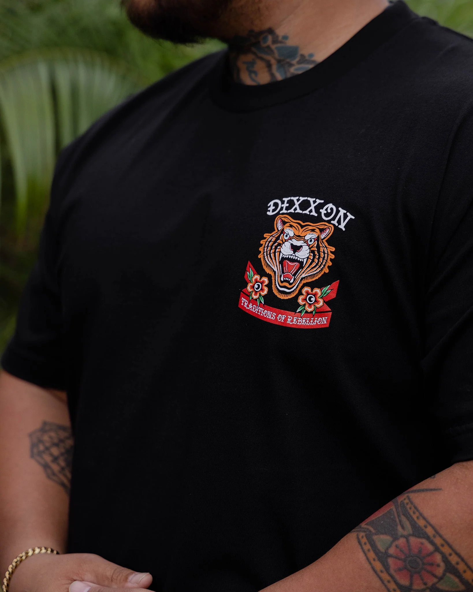 Flash Tiger T-Shirt - Black - Image 5