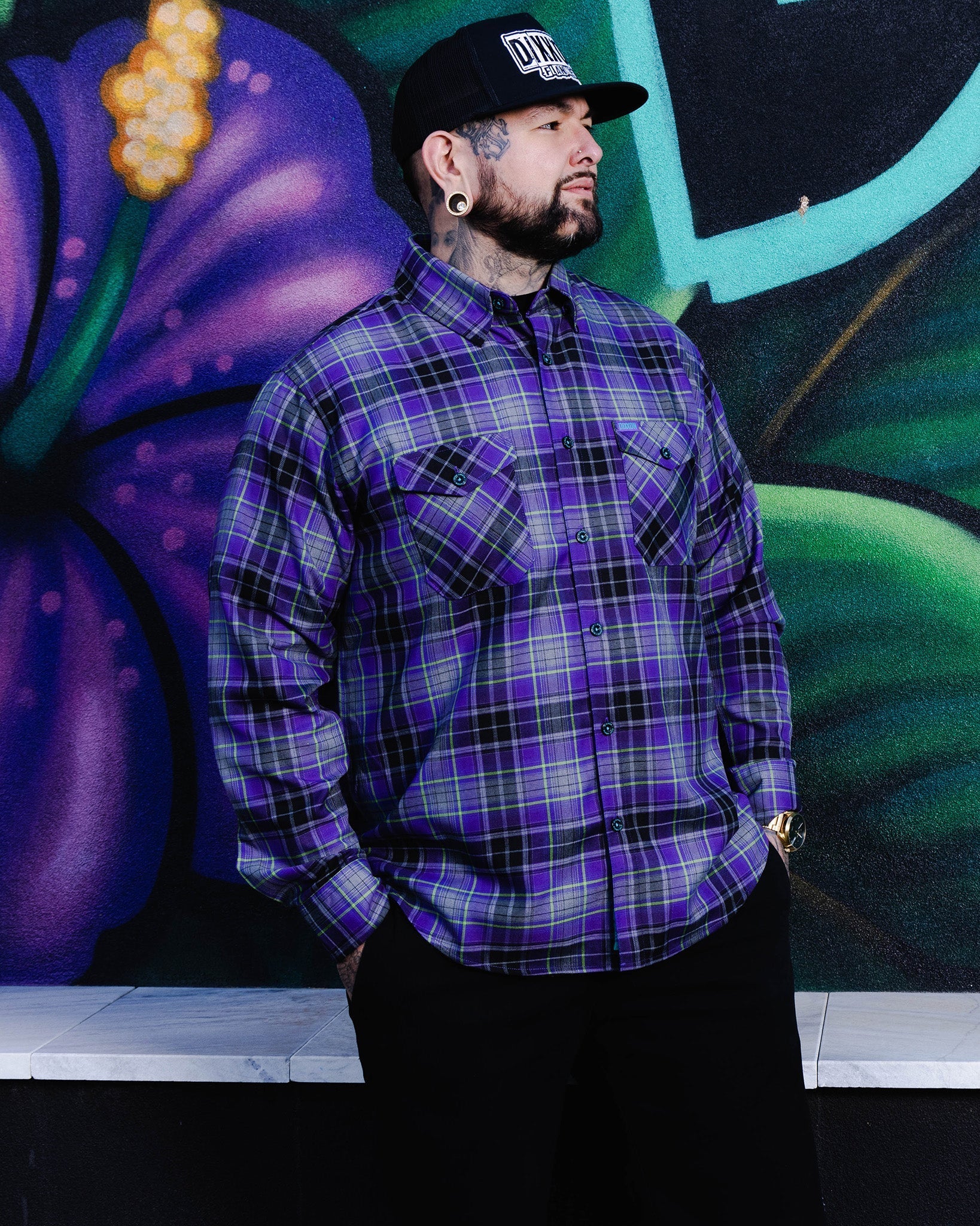 Glowy Hole Flannel - Image 8
