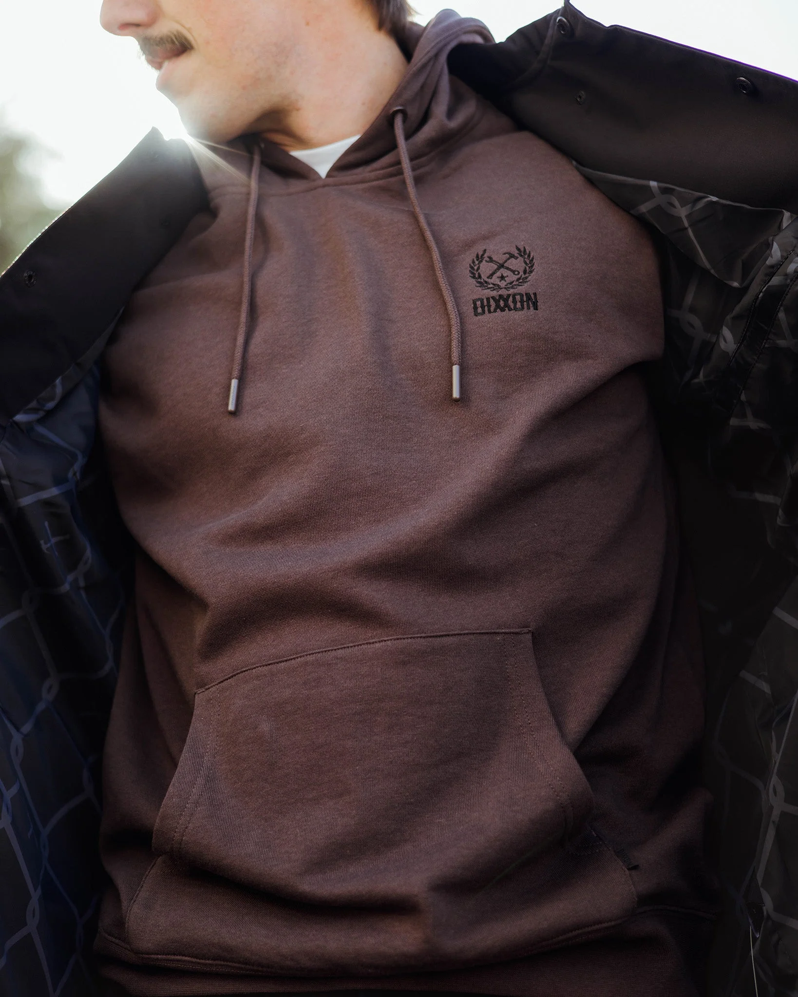 Minimal Branding Hood - Black Crest on Brown - Image 4