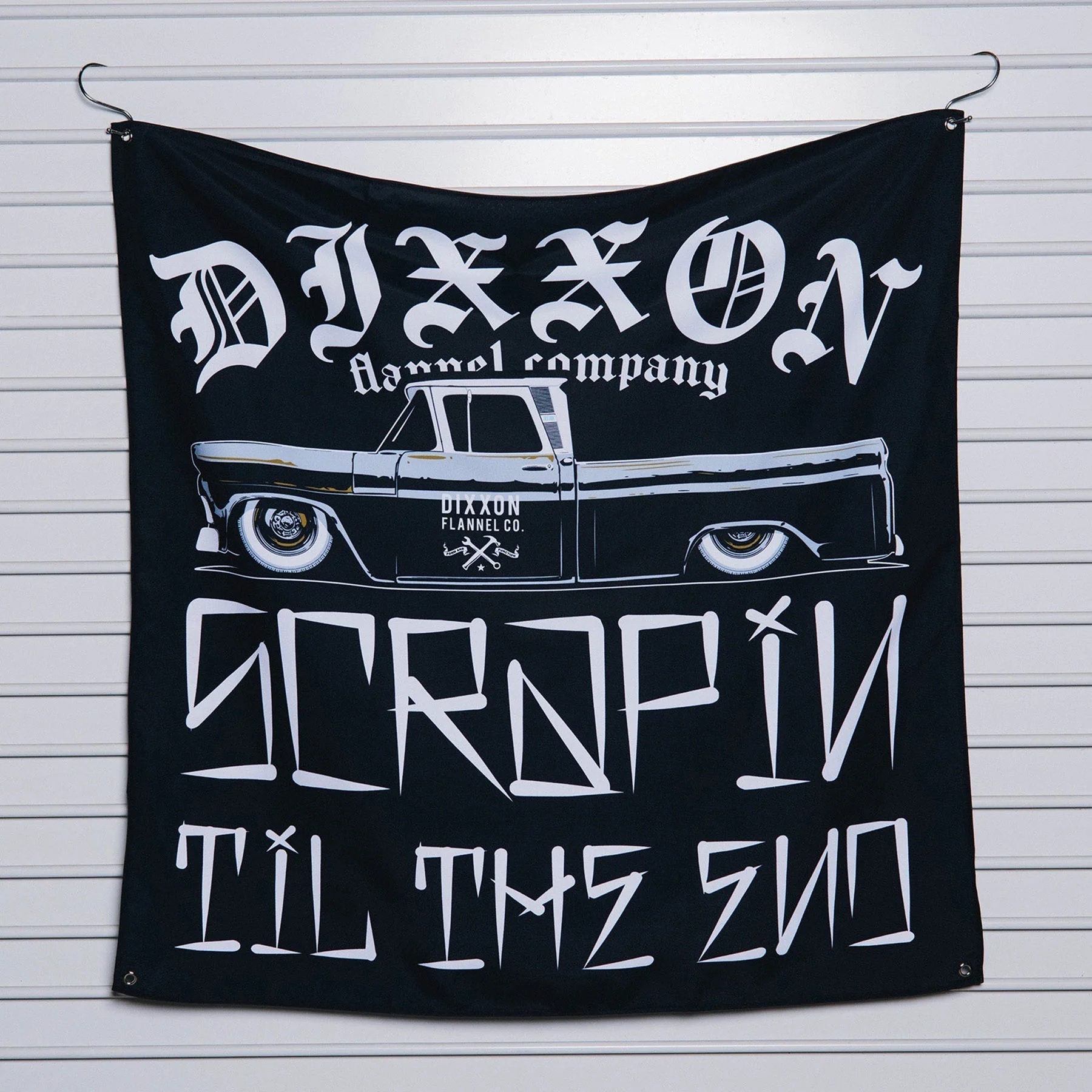 Scrapin' Garage Banner - 36" x 36"