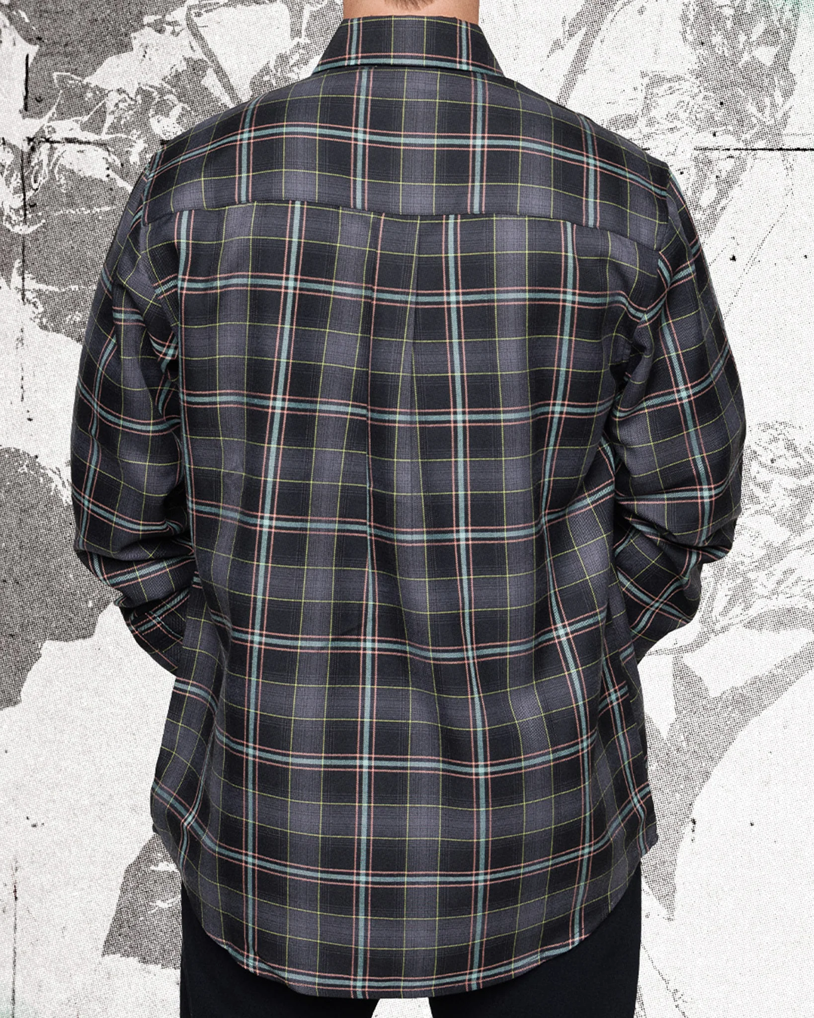 Shinedown EI8HT Flannel - Image 9