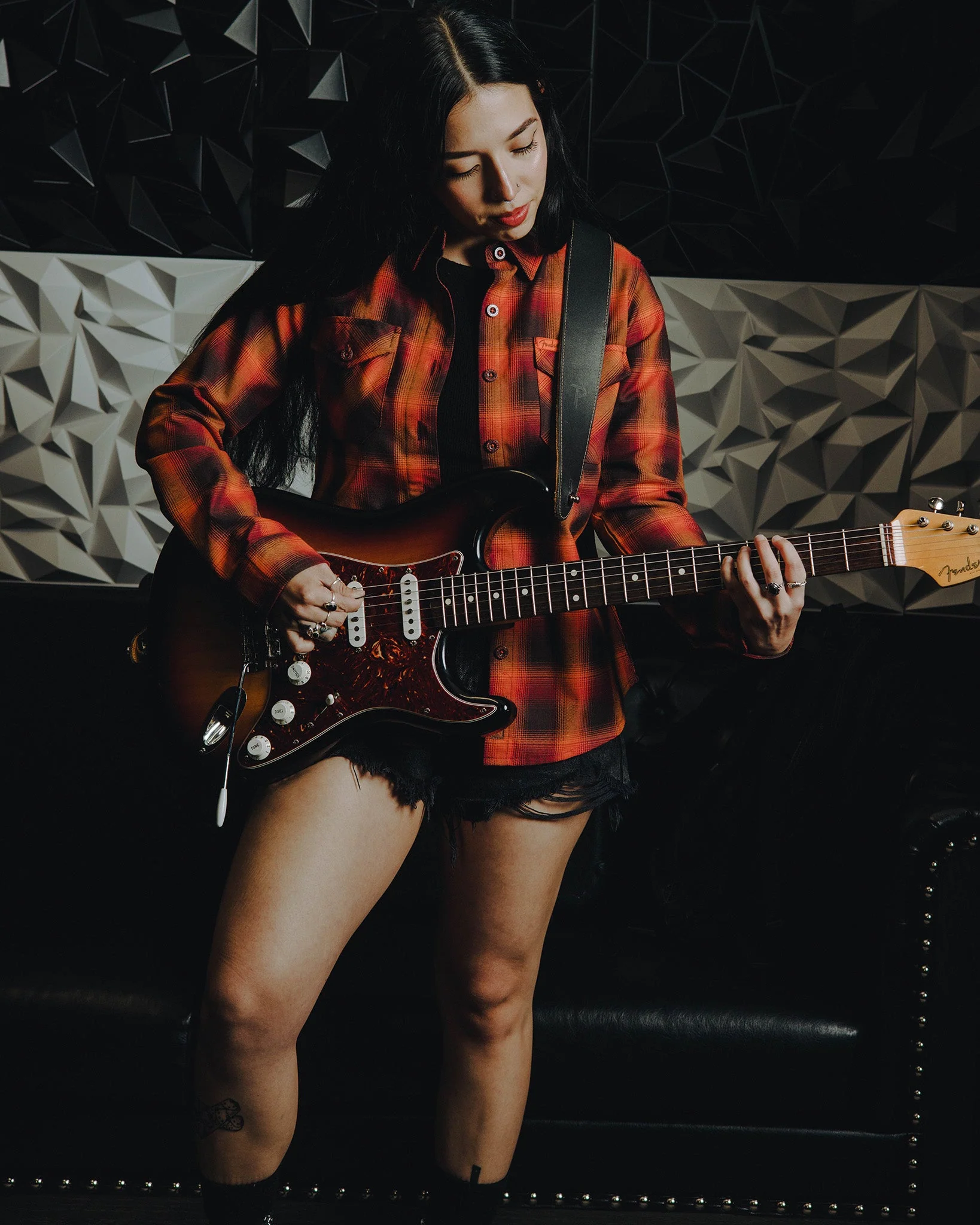 Women's Fender Stratocaster Flannel - Image 4