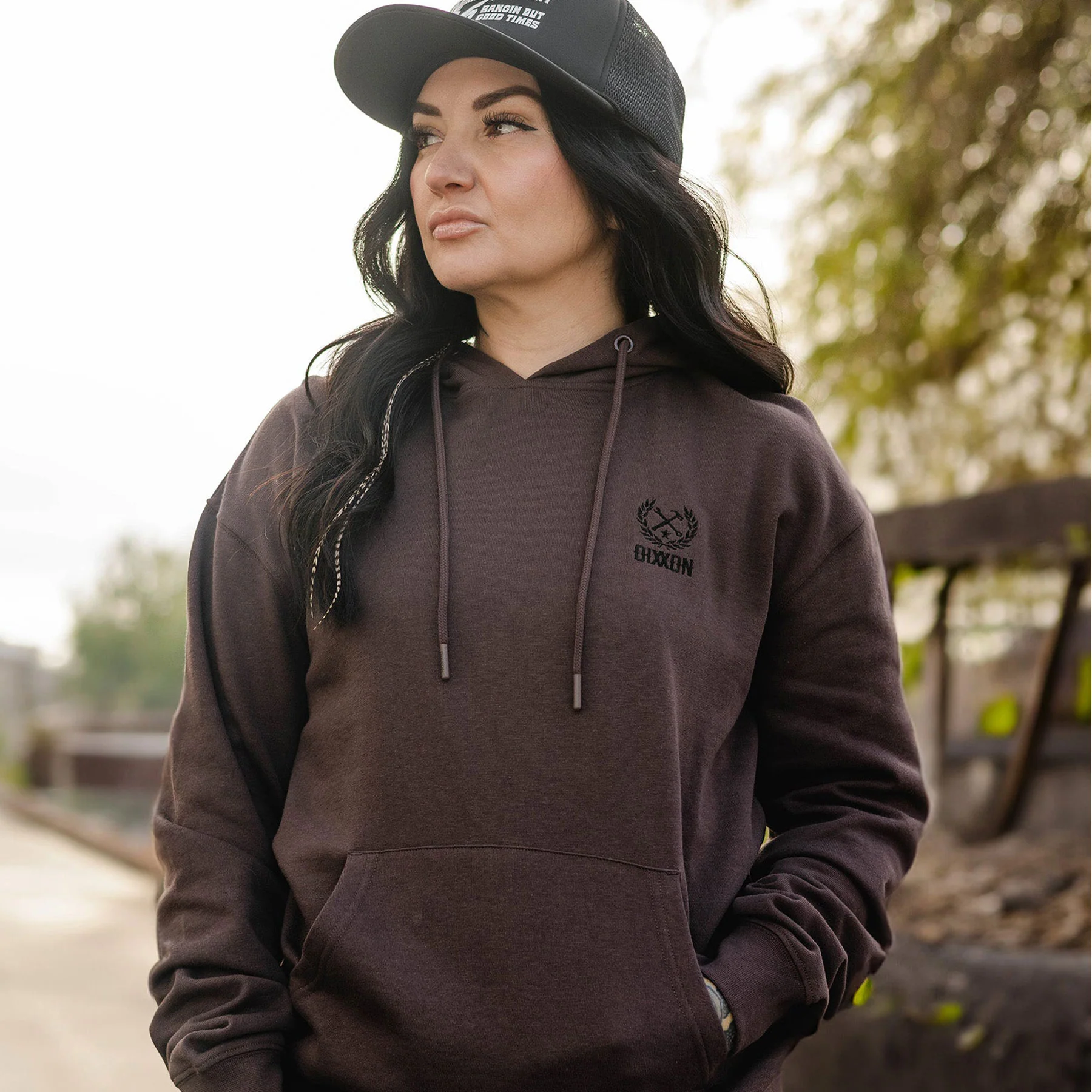 Women's Minimal Branding Hood - Black Crest on Brown