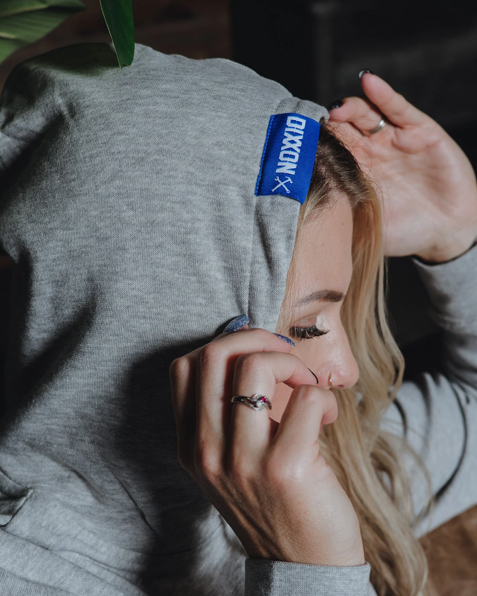 Women's Blue Crest Lightweight Pullover Hoodie - Heather Grey - Image 2